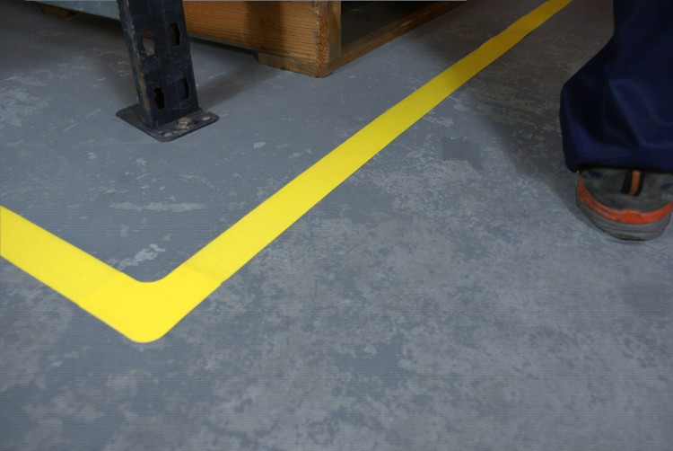 Taśma do znakowania posadzek w obiektach